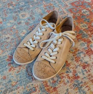 Kork-ease Women's 8.5 M Silvia Sneakers Beige Leather With Cork Accent